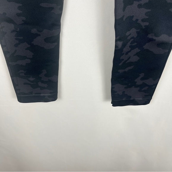 SPANX Black Camouflage Look At Me Now Seamless Leggings Size XL Active Workout - Picture 6 of 8
